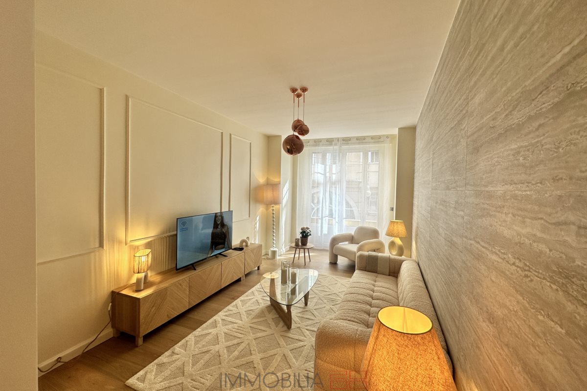 Appartement à louer, 68m², Beausoleil