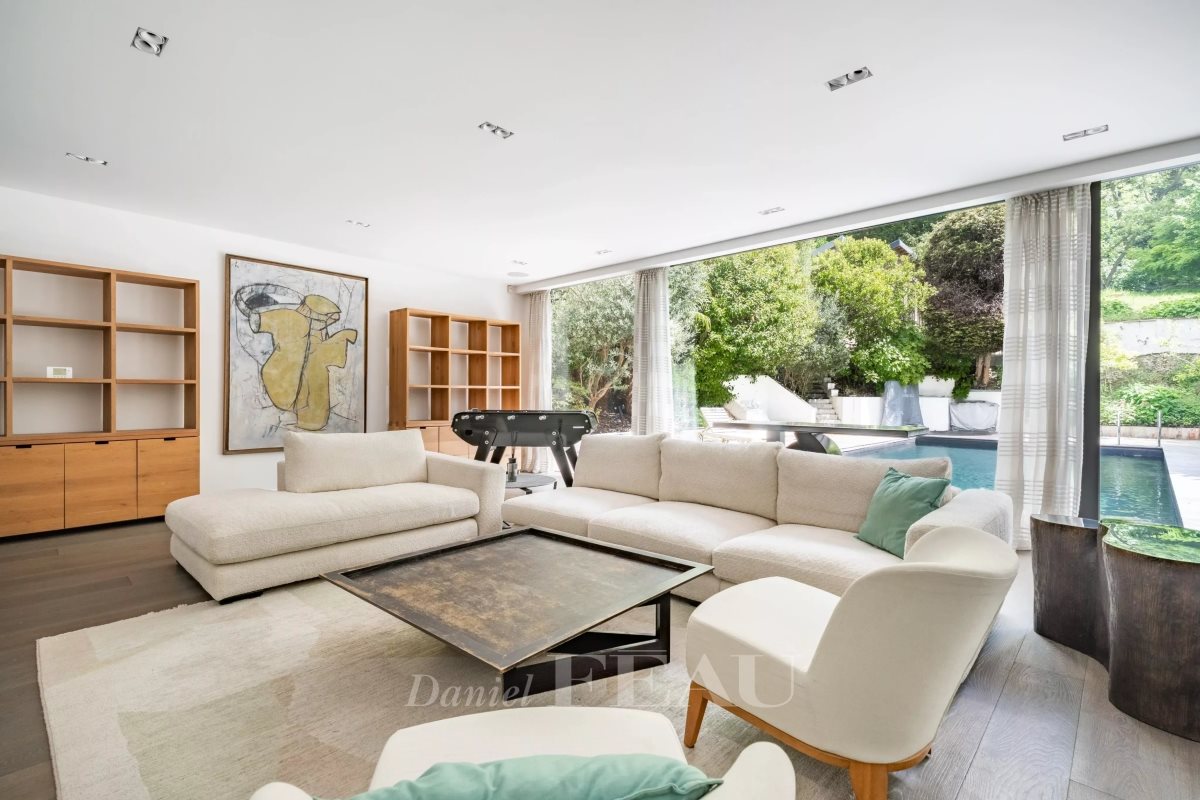 Maison à louer, 351m², Bougival
