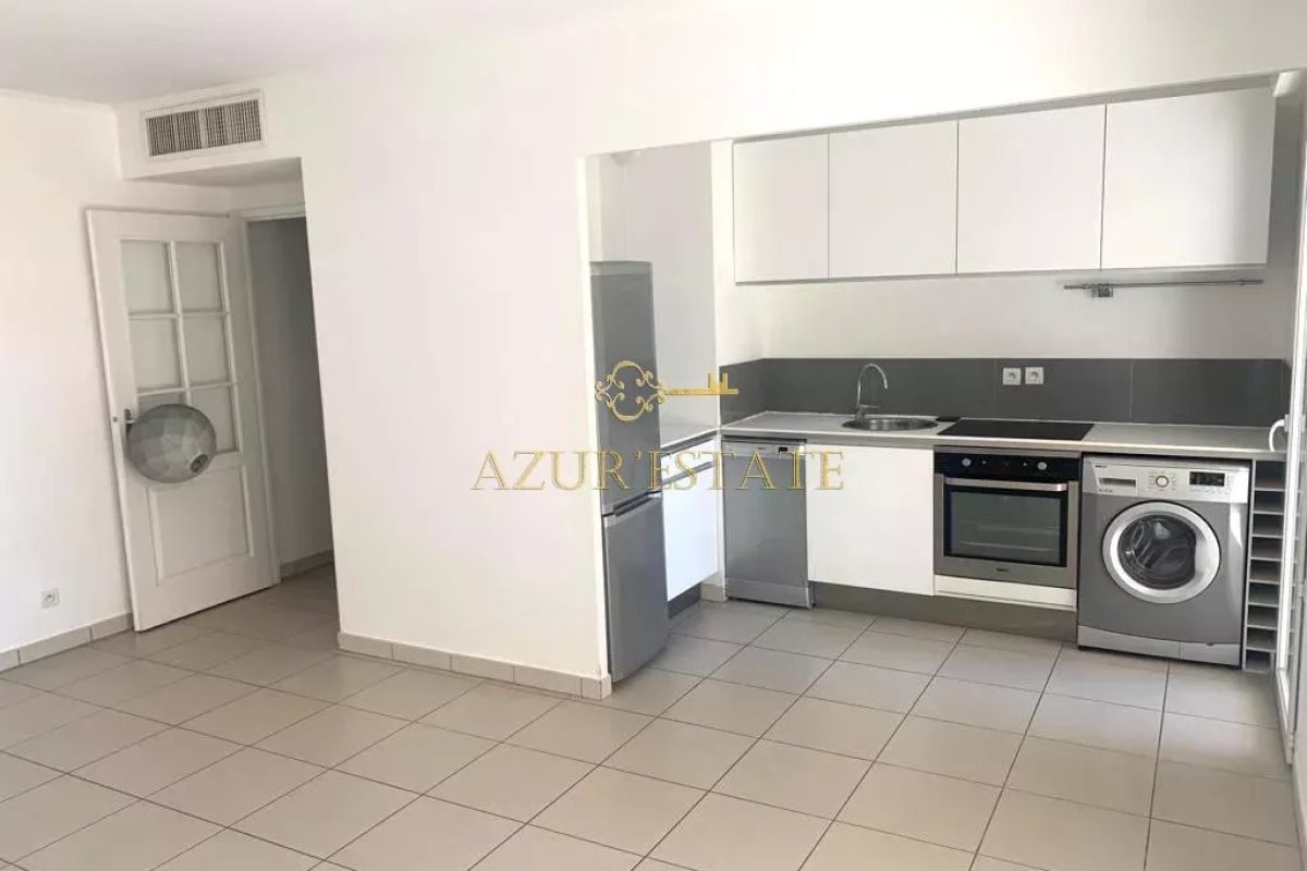 Appartement à louer, 44m², Beausoleil