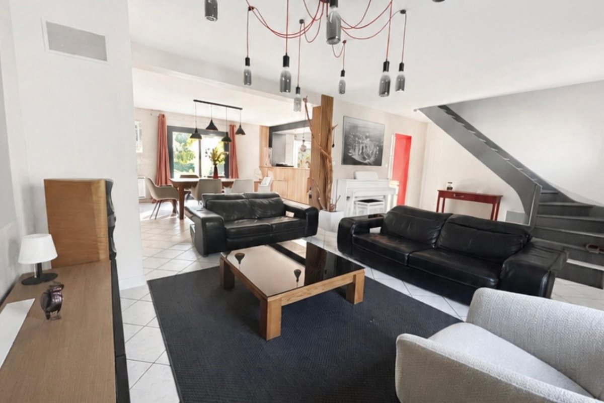 Maison à vendre, 202m², Gambais