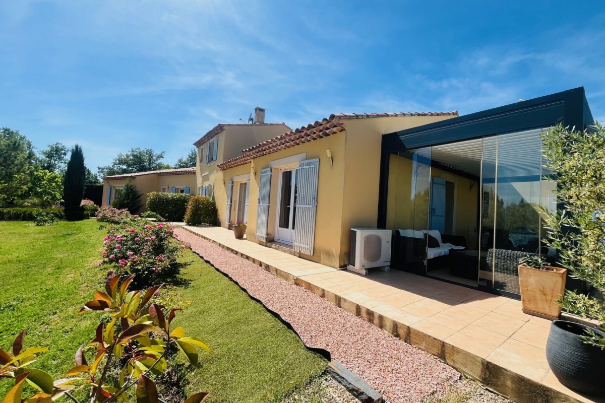 Maison à vendre, 252m², Saint-Saturnin-lès-Apt