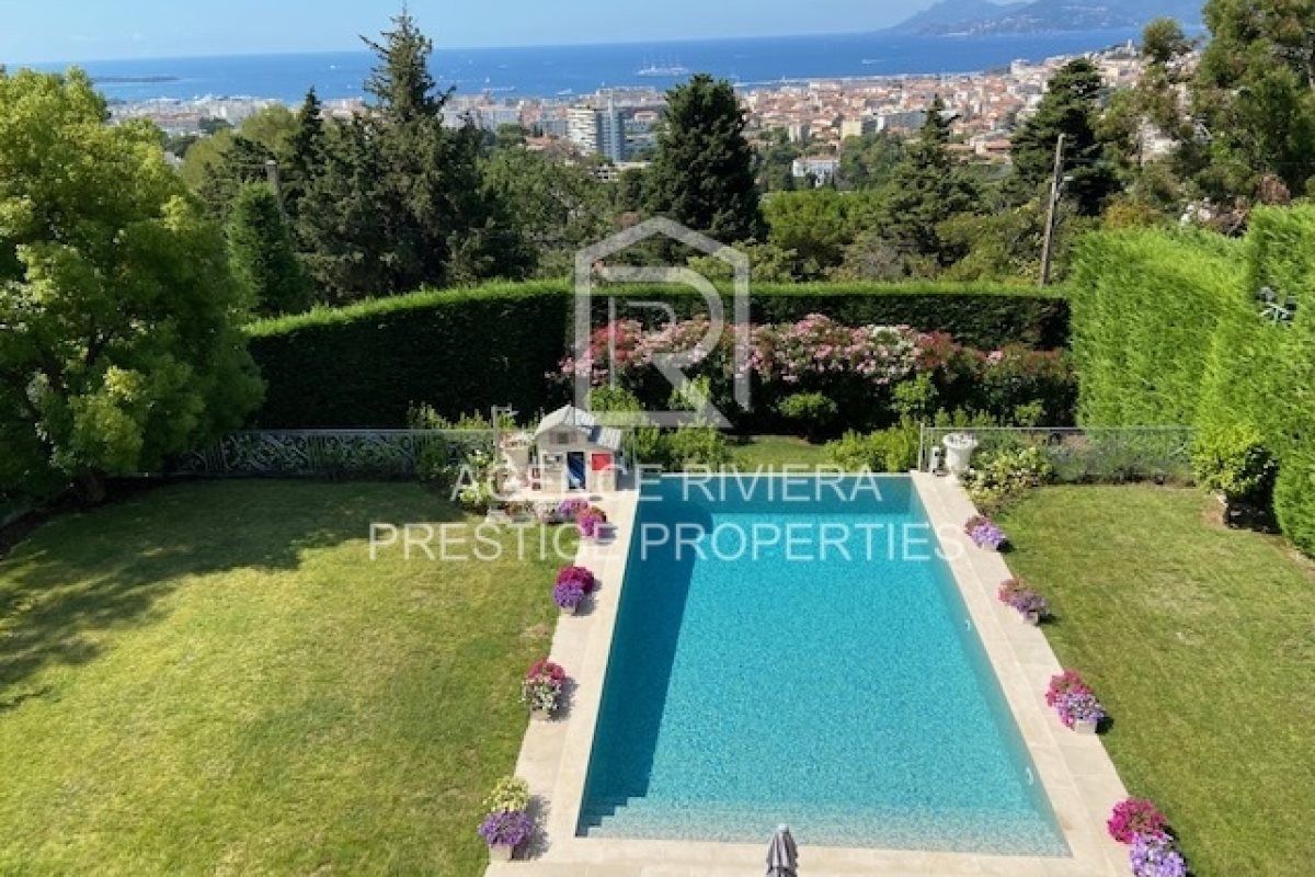 Maison à louer, 300m², Cannes