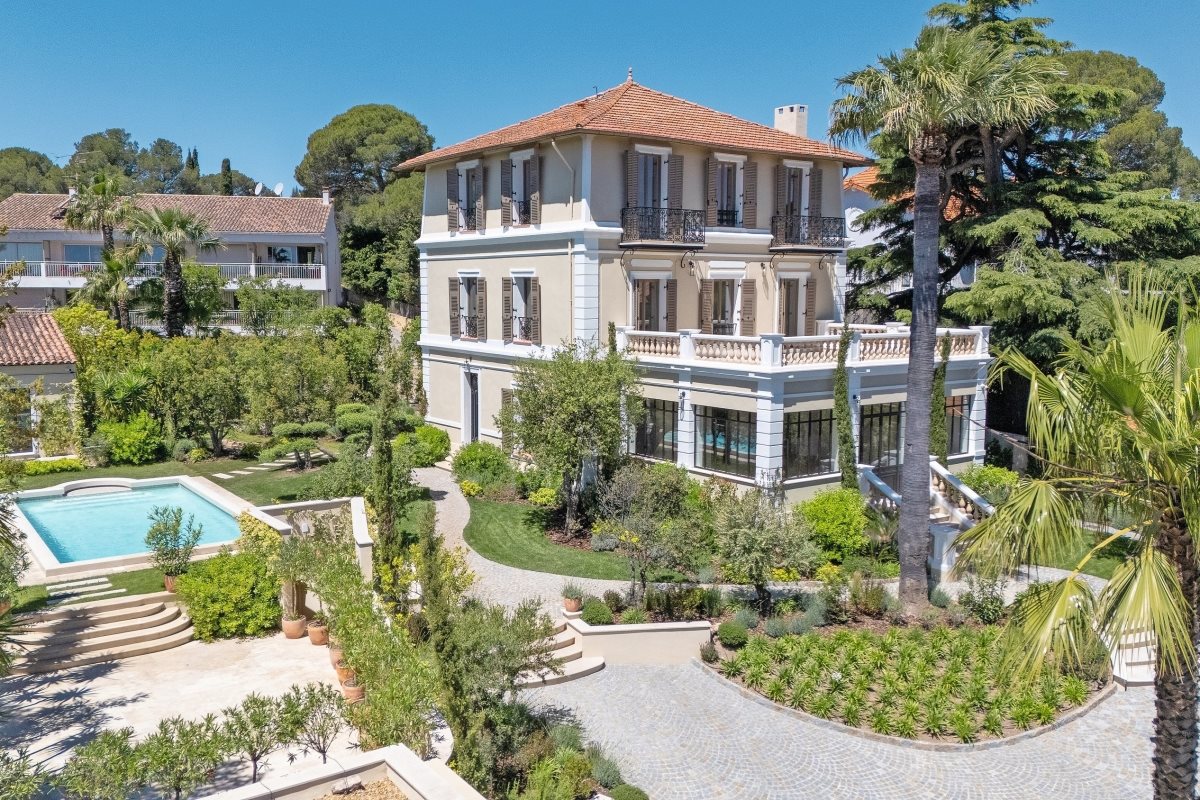 Maison à vendre, 470m², Saint-Raphaël