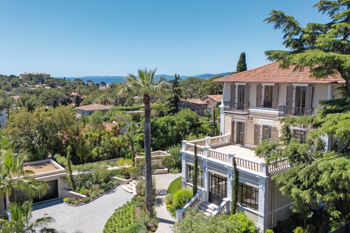 Maison à vendre, 470m², Saint-Raphaël