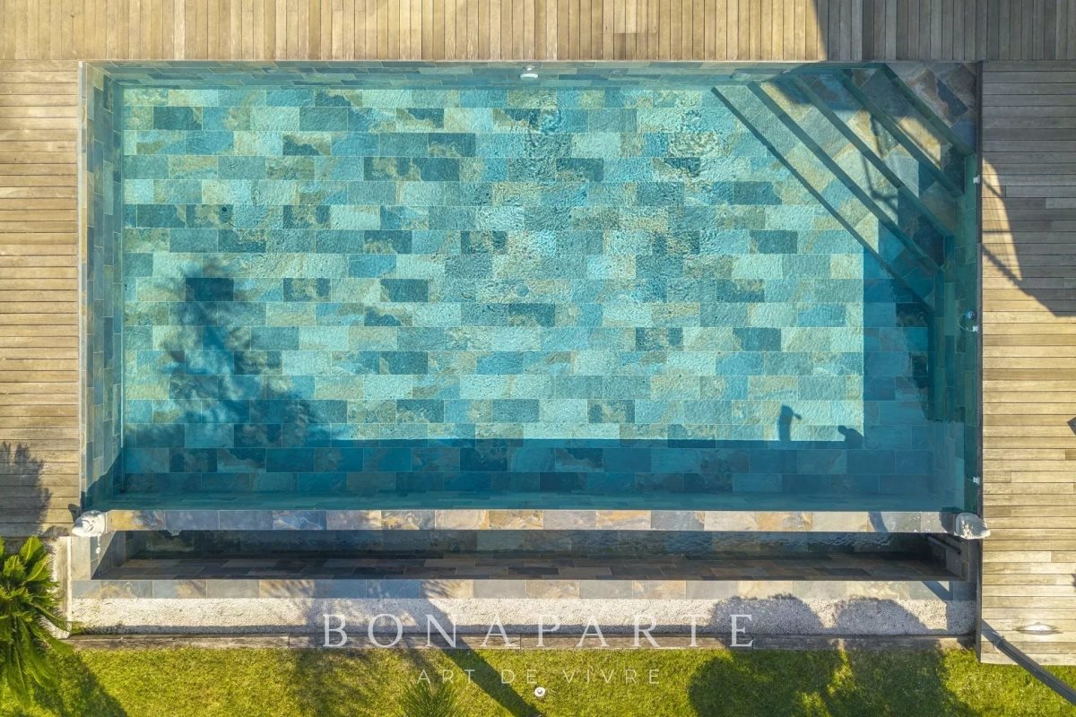 Maison à vendre, 425m², Saint-Raphaël