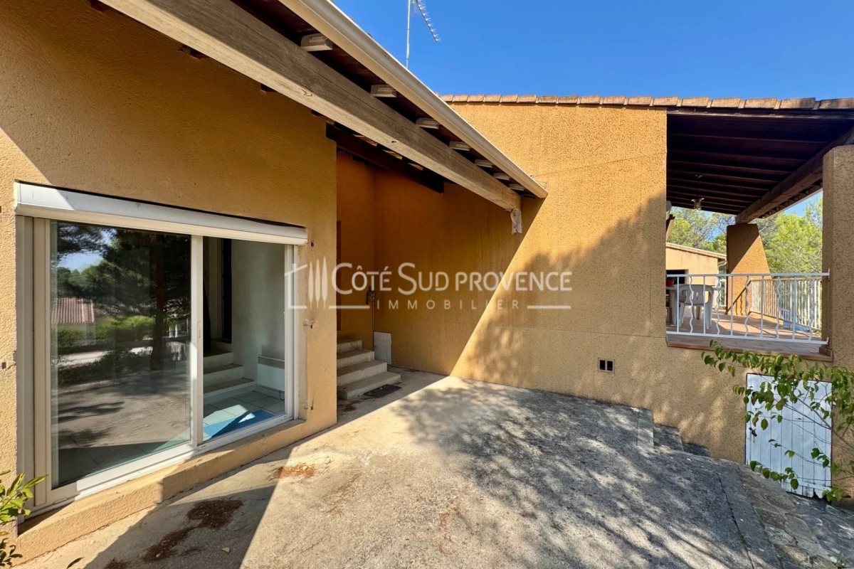 Maison à vendre, 186m², Mornas