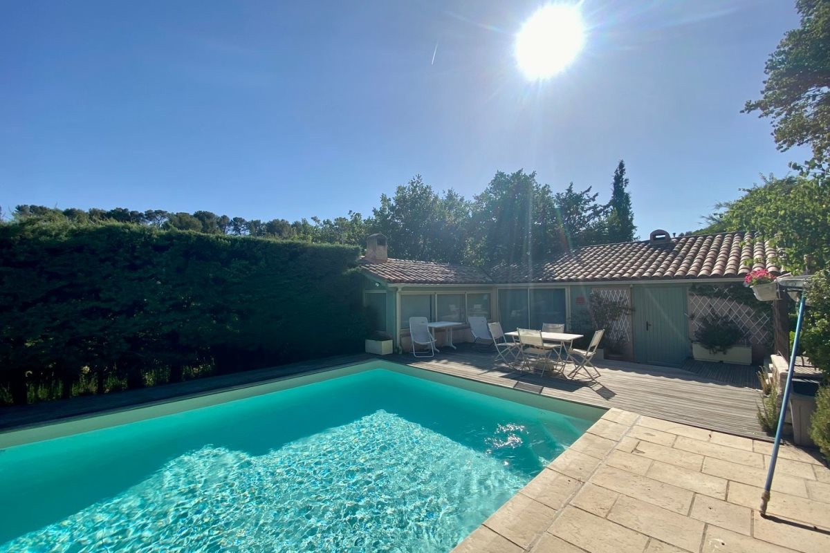 Appartement à louer, 31m², Le Tholonet