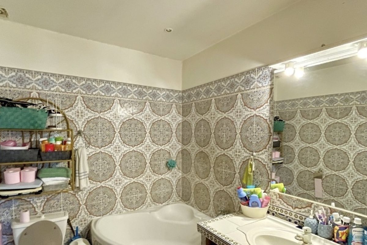 Maison à vendre, 260m², Valréas