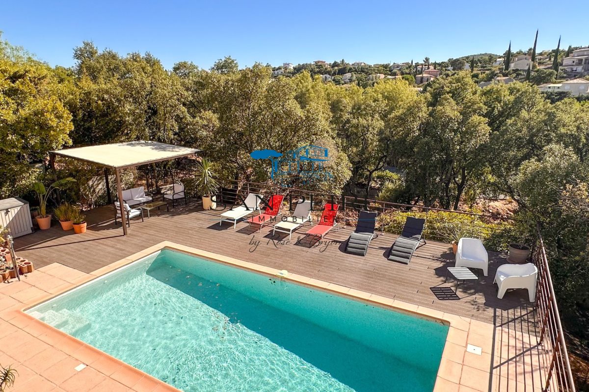Maison à vendre, 124m², Roquebrune-sur-Argens