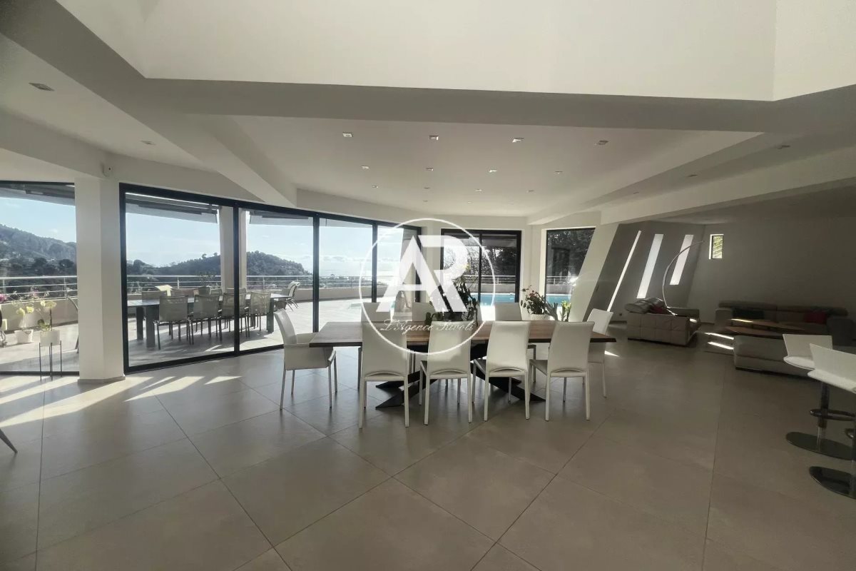 Maison à vendre, 355m², Menton
