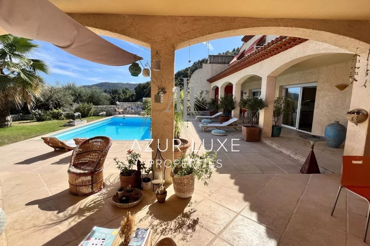 Maison à vendre, 181m², Sainte-Agnès