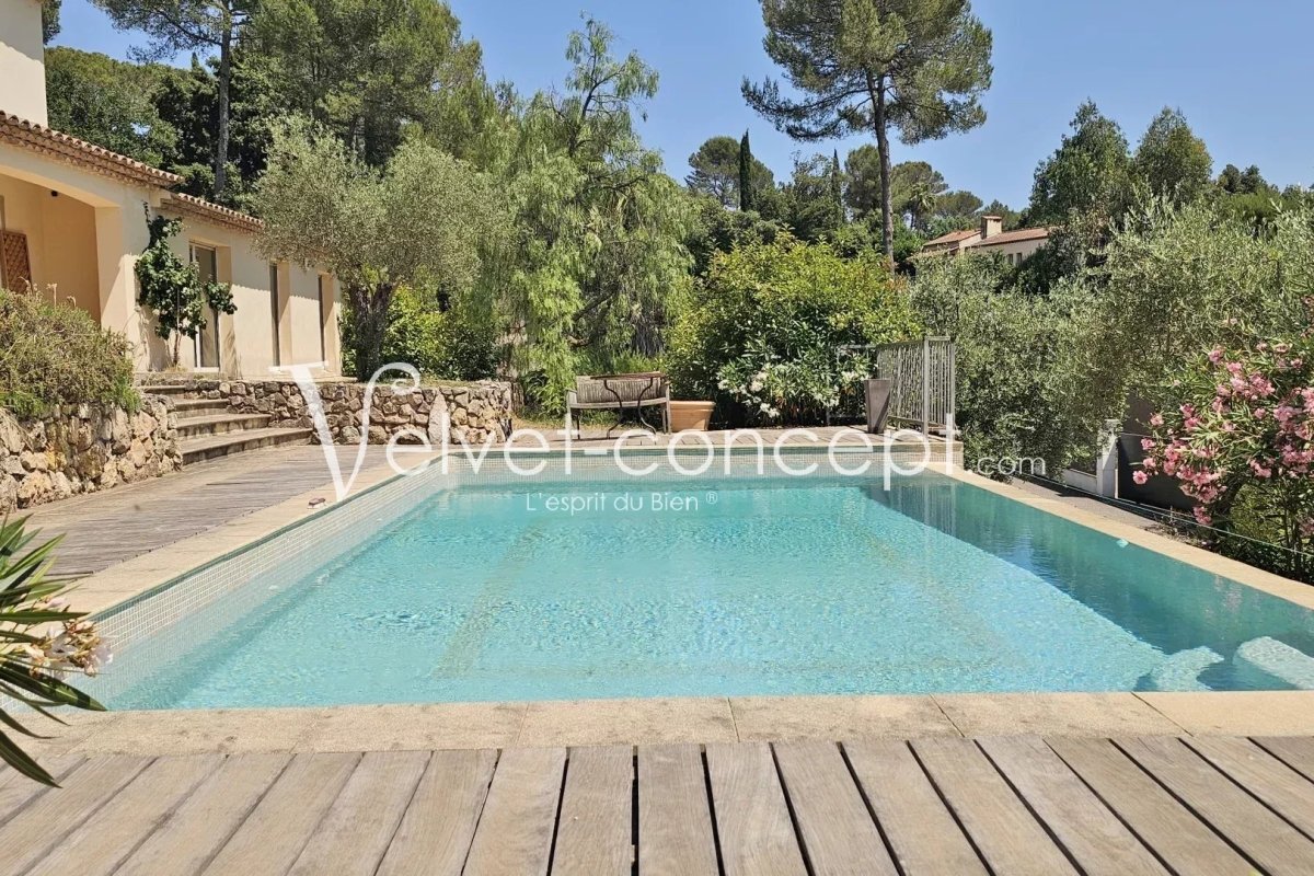 Maison à vendre, 390m², Valbonne