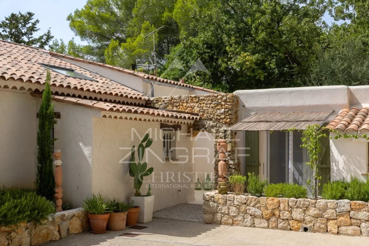 Maison à vendre, 280m², Le Rouret