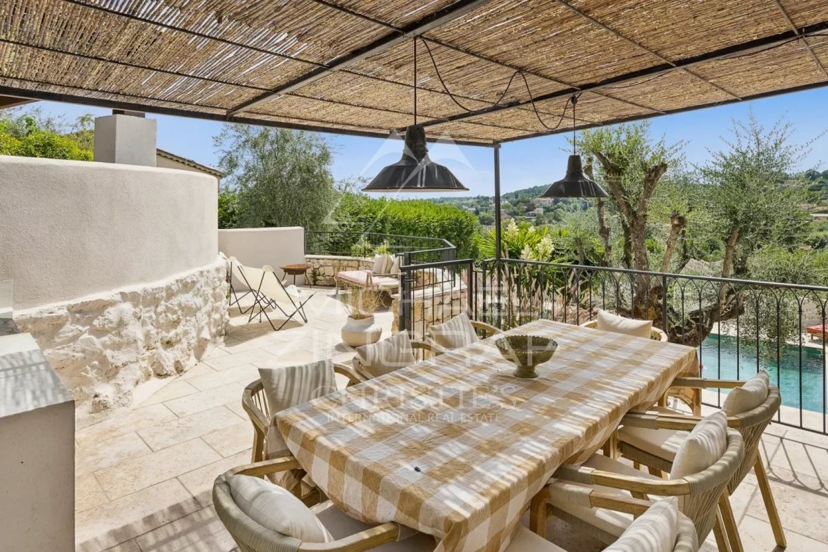 Maison à vendre, 280m², Le Rouret