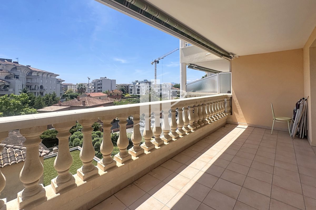 Appartement à vendre, 63m², Saint-Raphaël