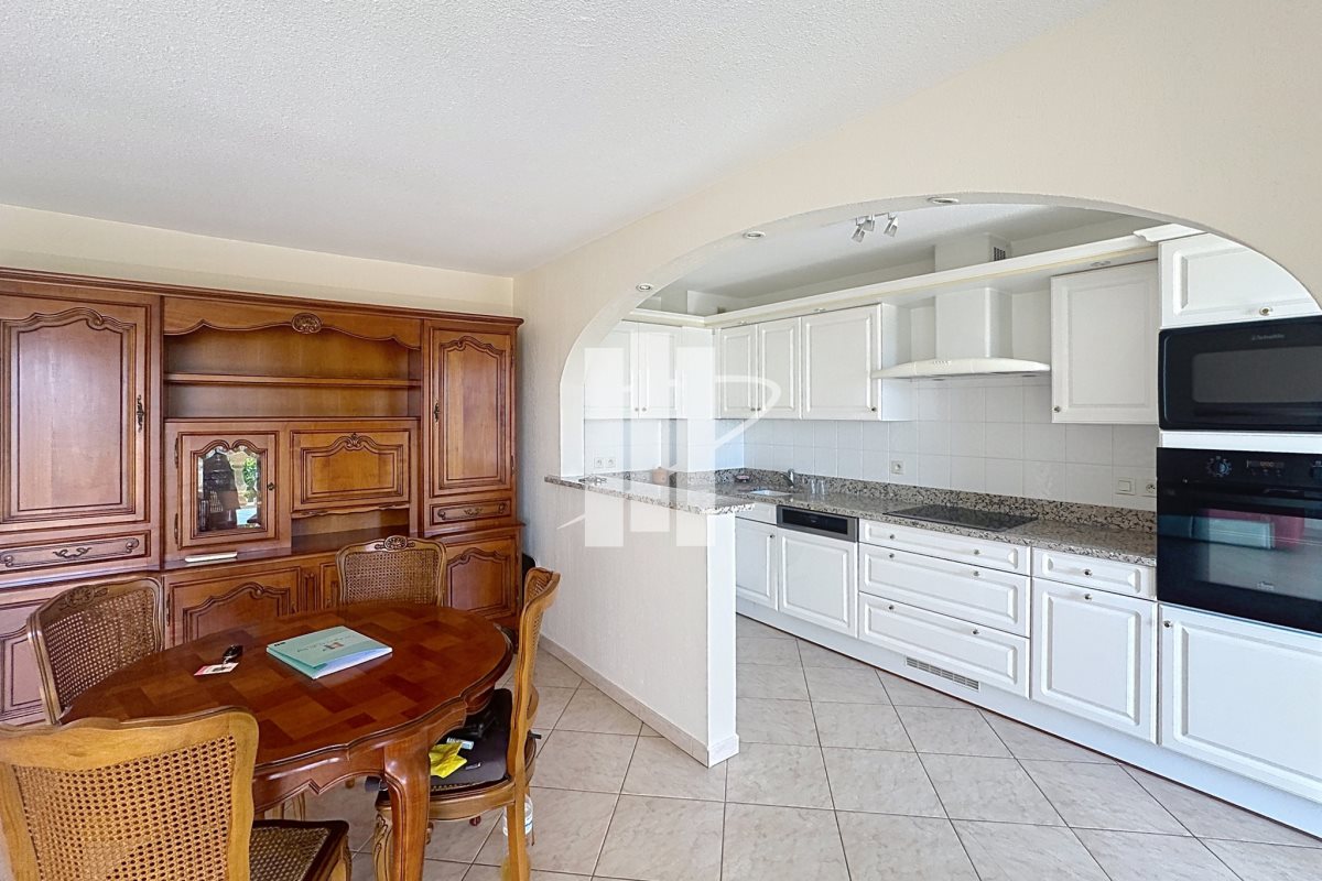 Appartement à vendre, 63m², Saint-Raphaël