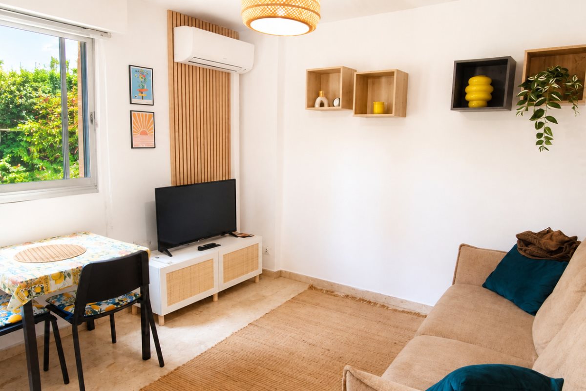 Appartement à louer, 18m², Sanary-sur-Mer