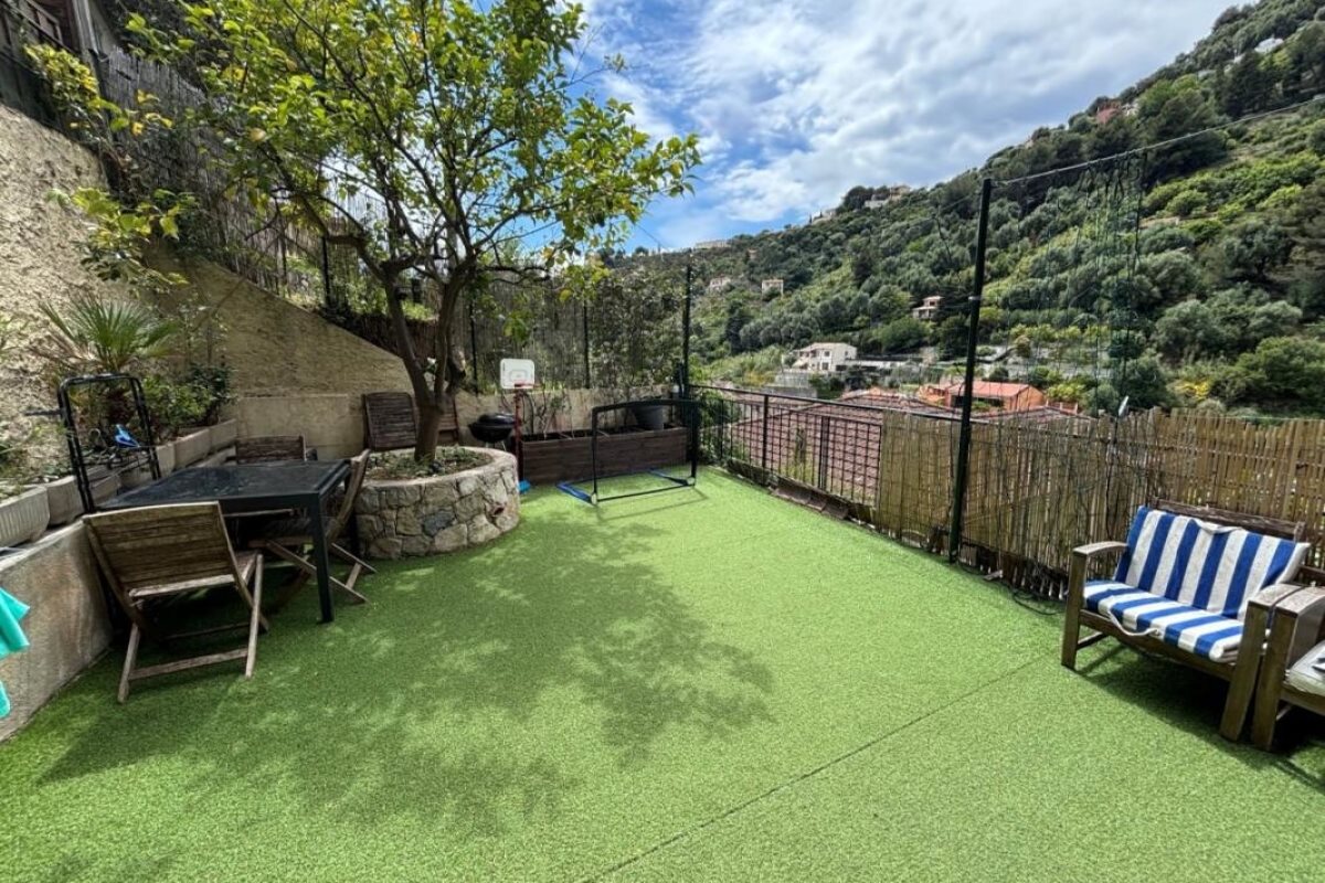 Appartement à vendre, 81m², Menton