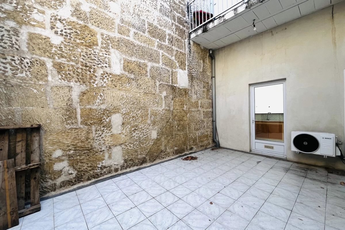 Appartement à louer, 71m², Arles