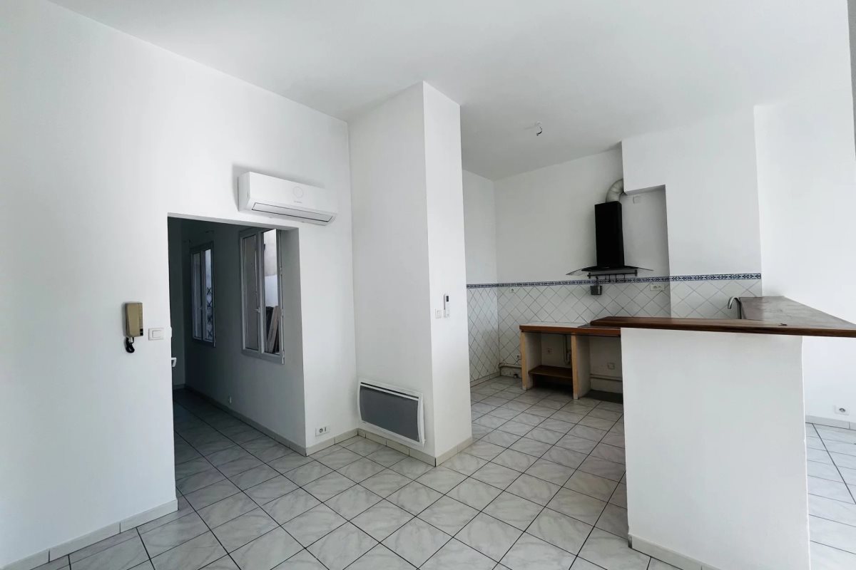 Appartement à louer, 71m², Arles