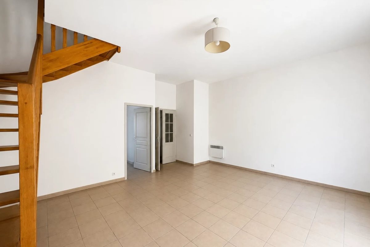 Appartement à louer, 76m², Arles