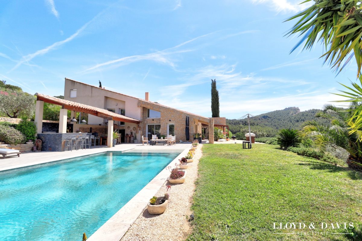 Maison à vendre, 204m², Le Castellet