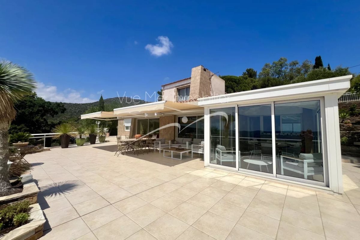 Maison à vendre, 280m², Le Lavandou