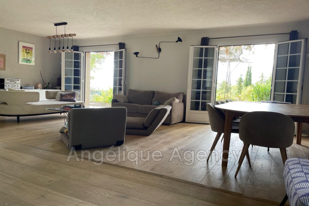 Maison à vendre, 157m², Roquefort-les-Pins