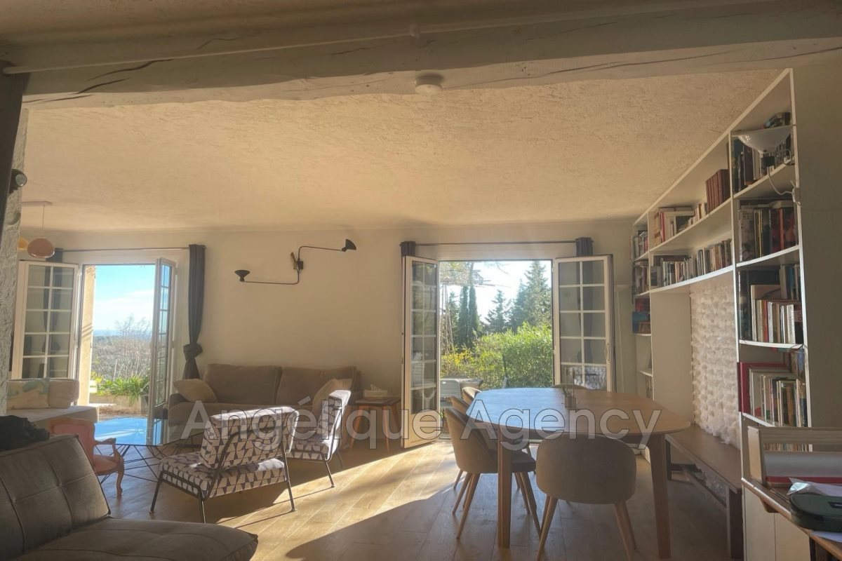 Maison à vendre, 157m², Roquefort-les-Pins