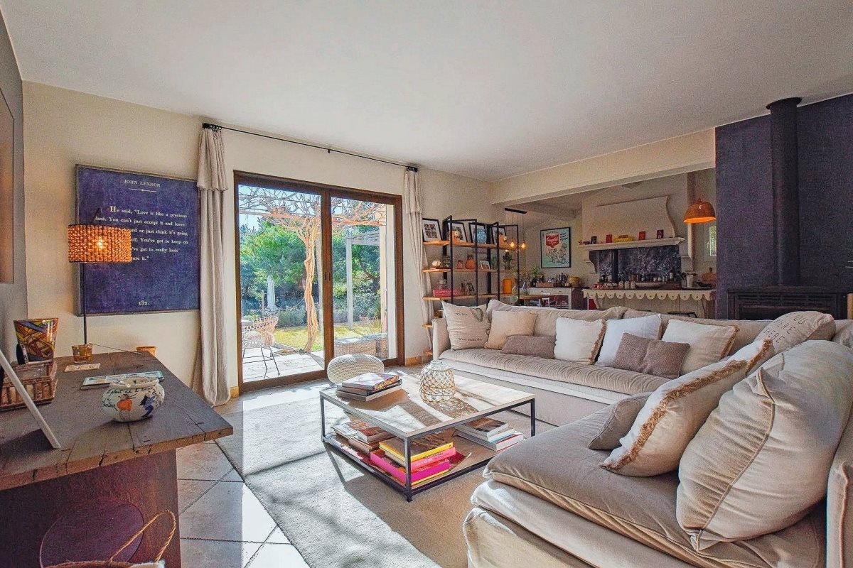 Maison à vendre, 183m², Tourtour