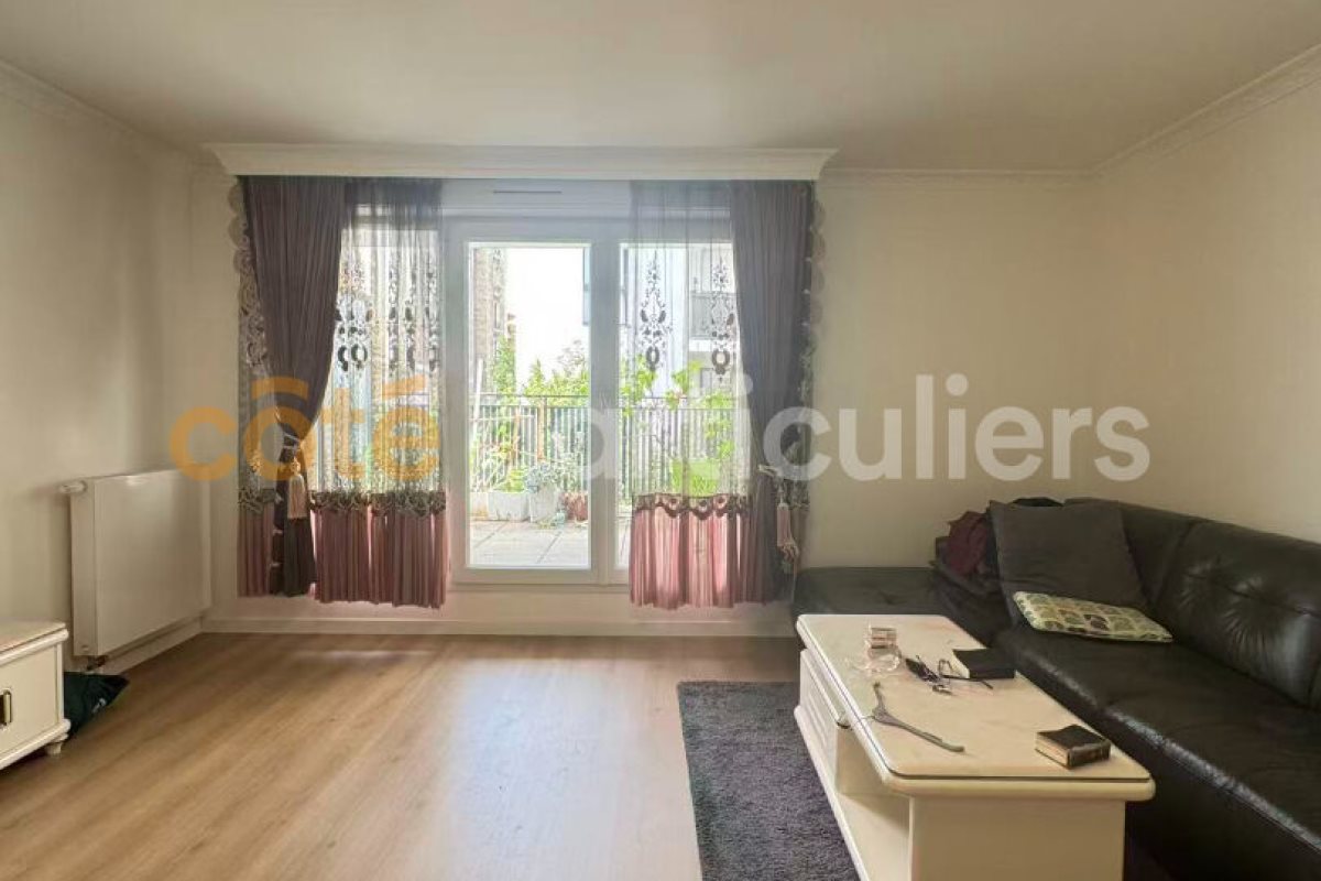 Appartement à louer, 68m², Romainville