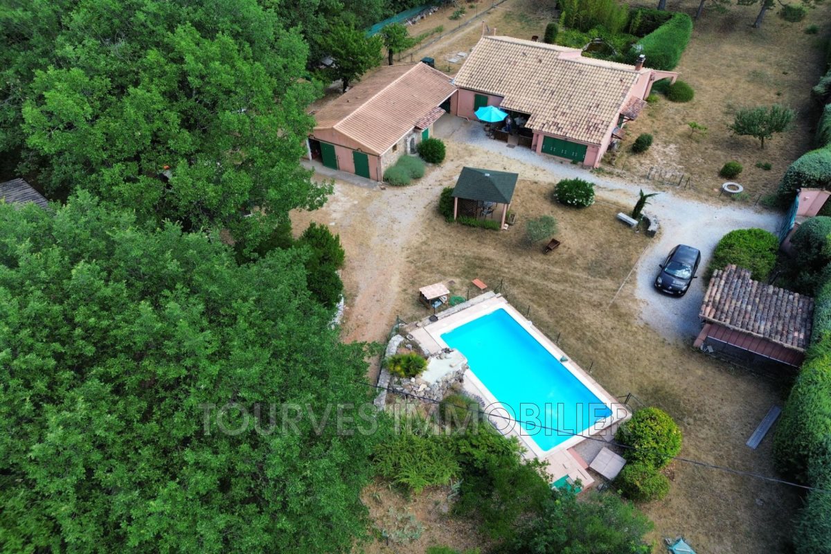 Maison à vendre, 123m², Tourves