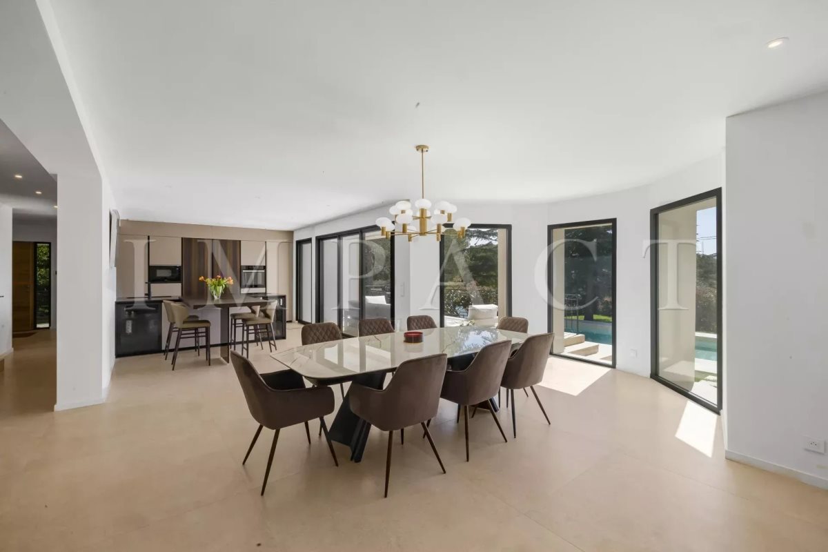 Maison à vendre, 320m², Châteauneuf-Grasse