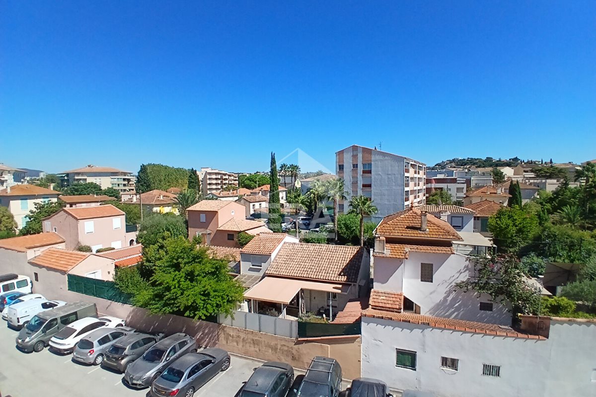 Appartement à vendre, 70m², Saint-Raphaël