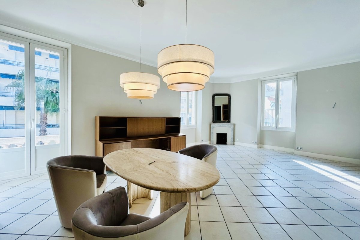 Appartement à vendre, 3m², Antibes