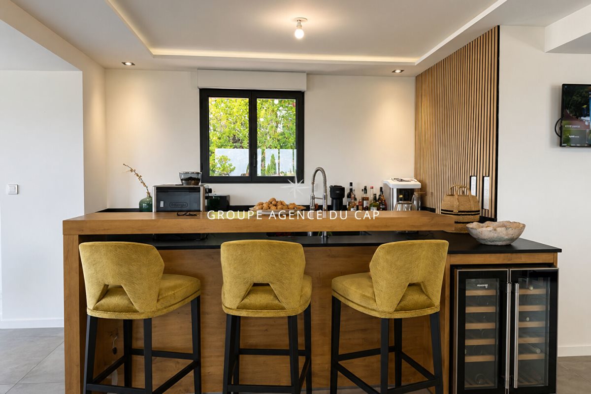 Maison à vendre, 200m², Fréjus