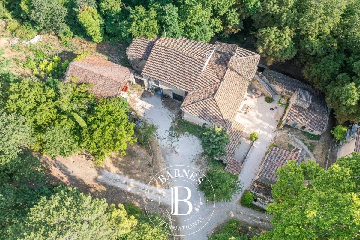 Maison à vendre, 850m², La Tour-d'Aigues