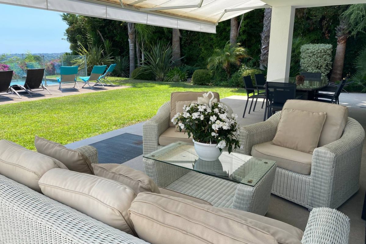 Maison à louer, 250m², Villeneuve-Loubet