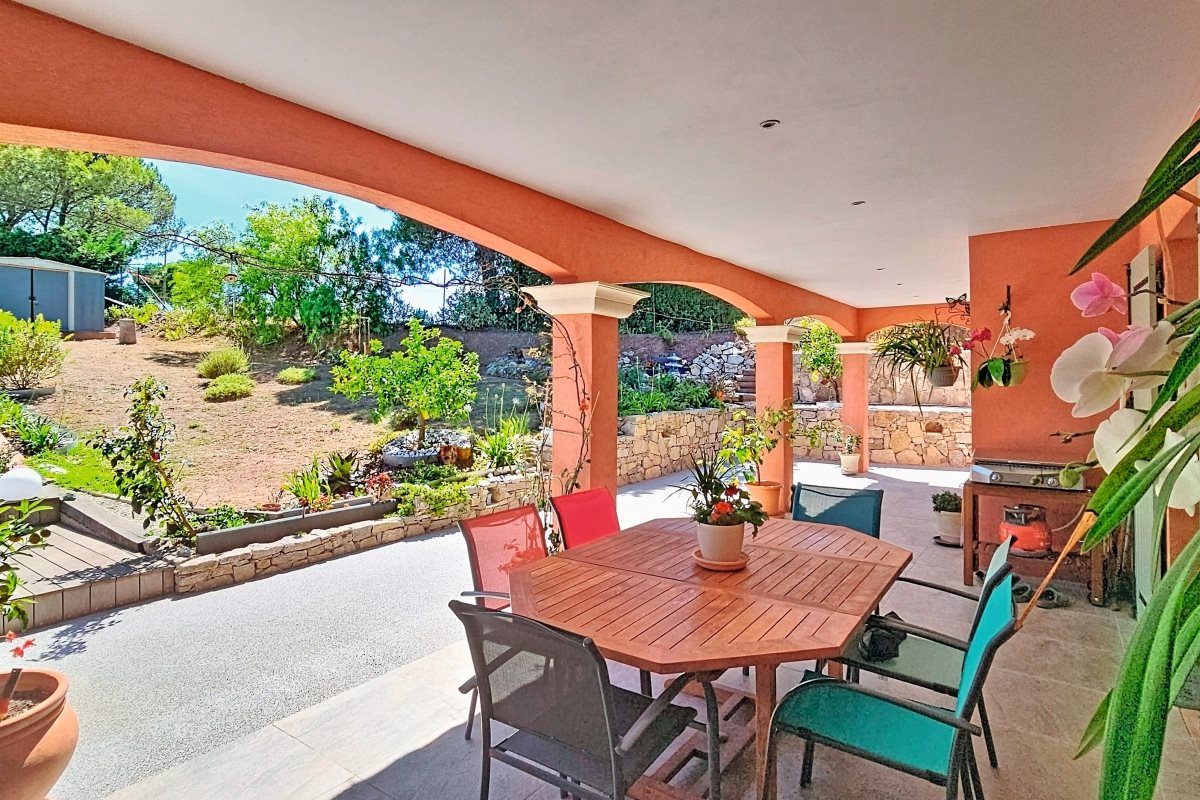 Maison à vendre, 151m², Fréjus
