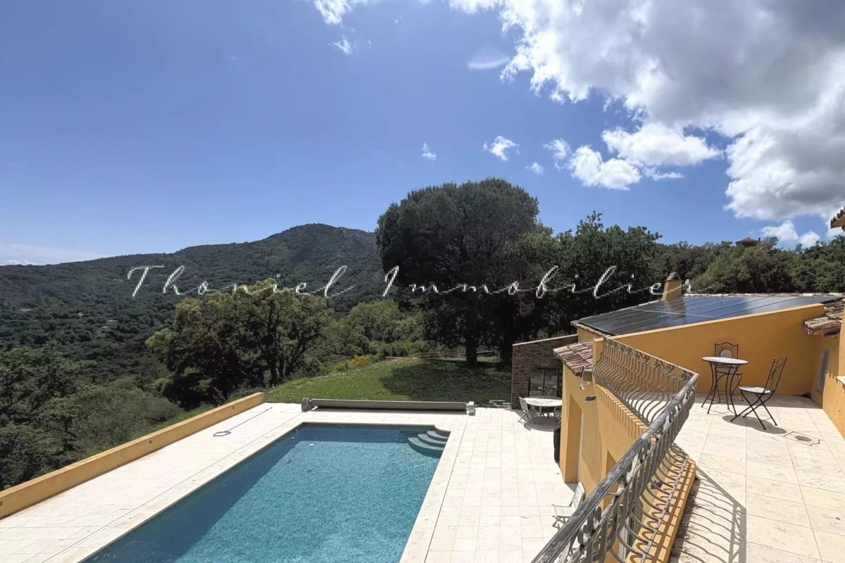 Maison à vendre, 230m², La Garde-Freinet