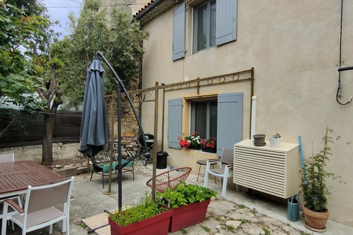 Maison à louer, 111m², Oppède