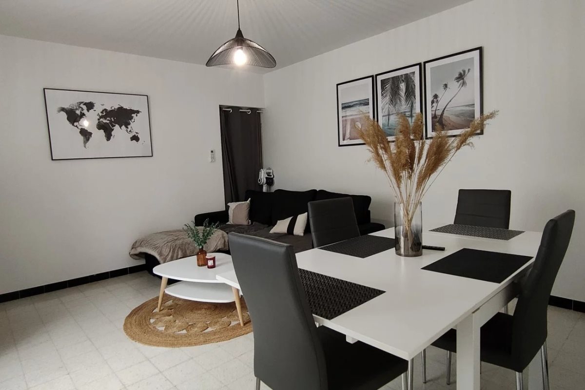Maison à louer, 111m², Oppède