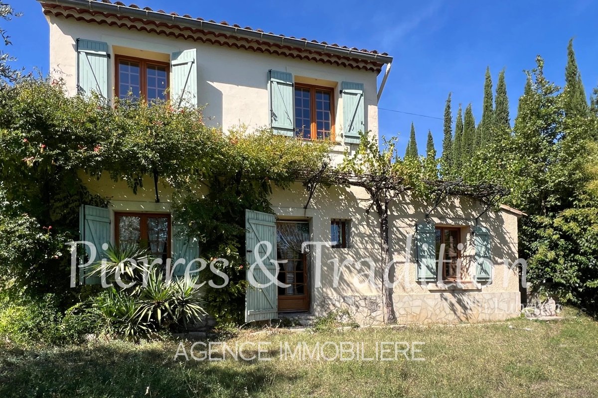 Maison à vendre, 215m², Saint-Martin-de-Castillon