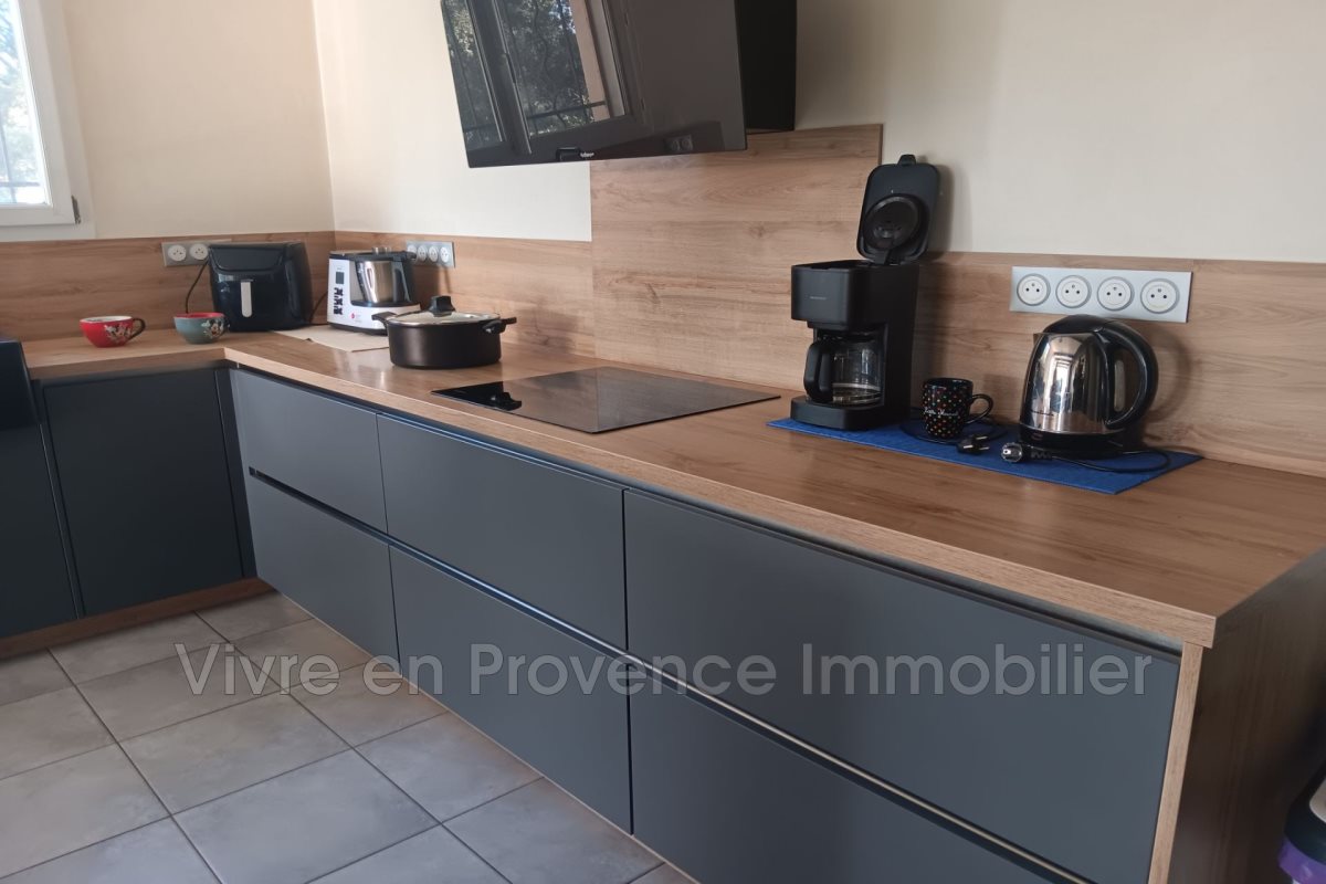Maison à vendre, 150m², Sorgues