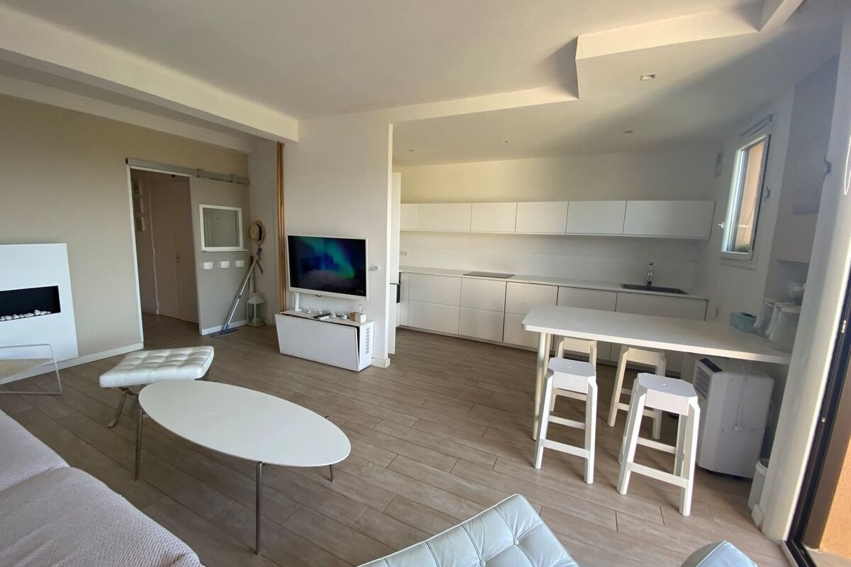 Appartement à vendre, 69m², Hyères