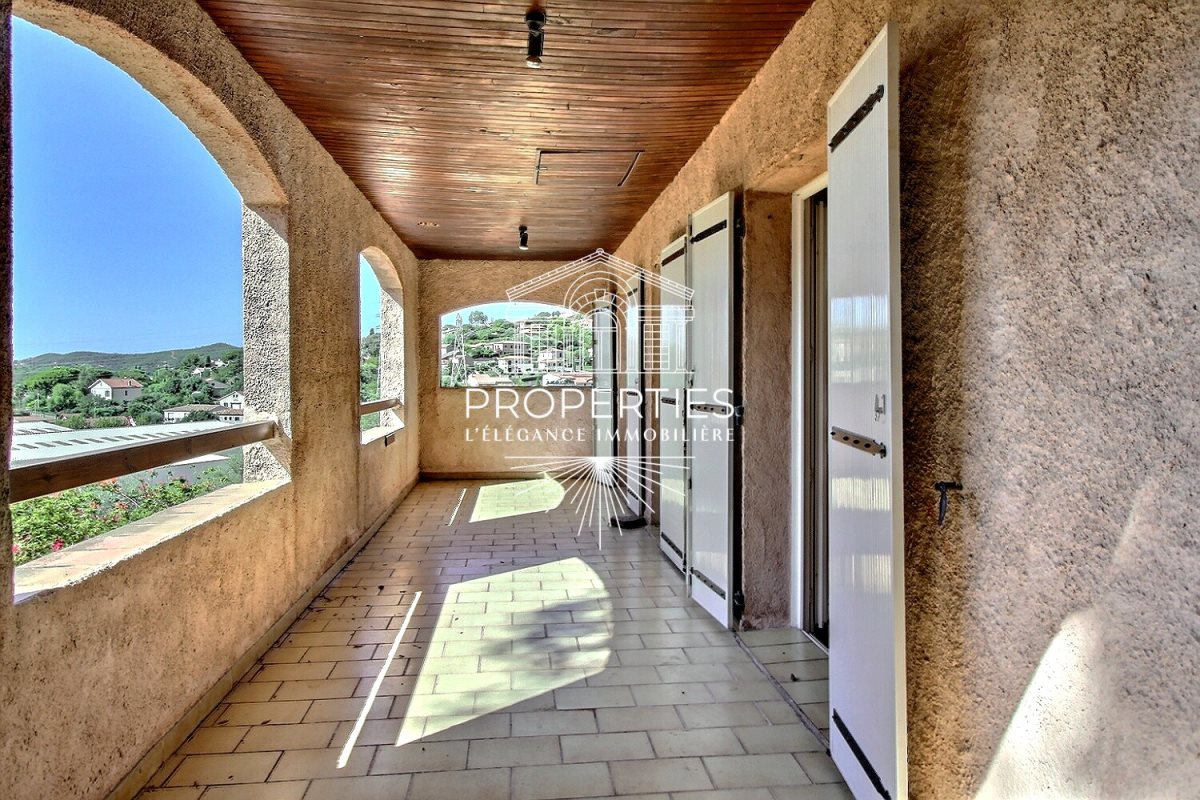 Appartement à louer, 59m², Le Lavandou