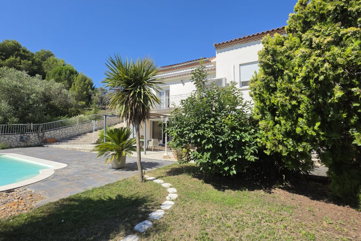 Maison à vendre, 215m², La Croix-Valmer
