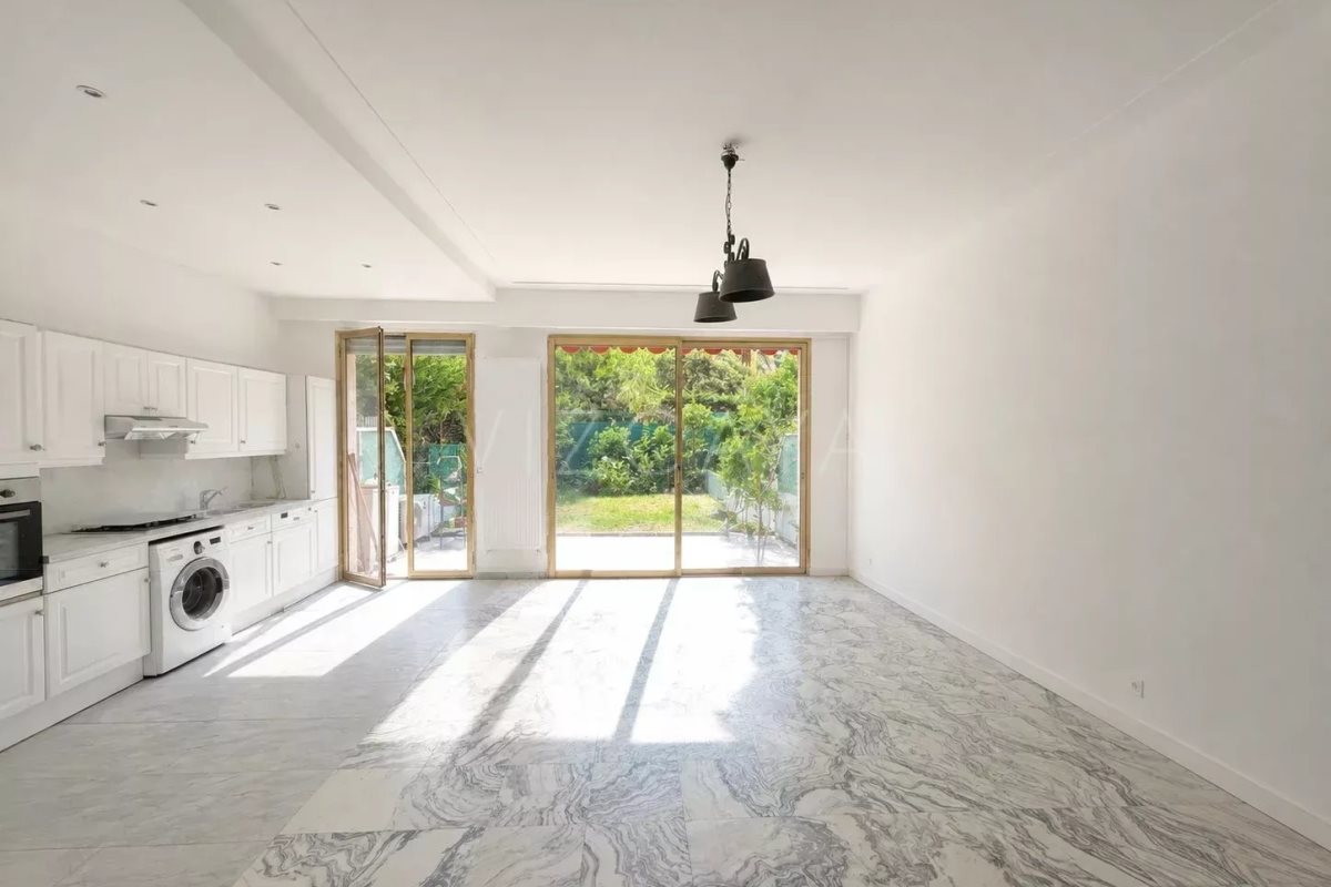 Appartement à louer, 78m², Nice
