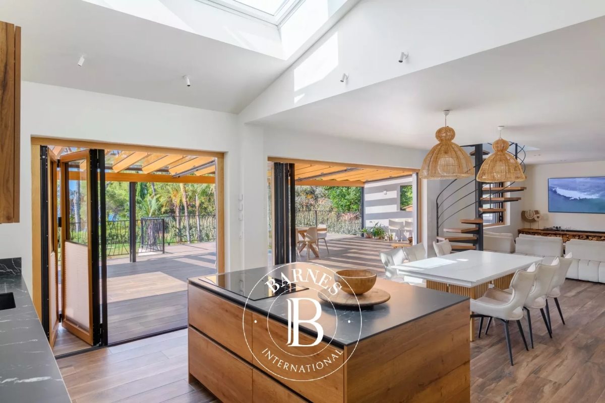 Maison à vendre, 1270m², Carqueiranne