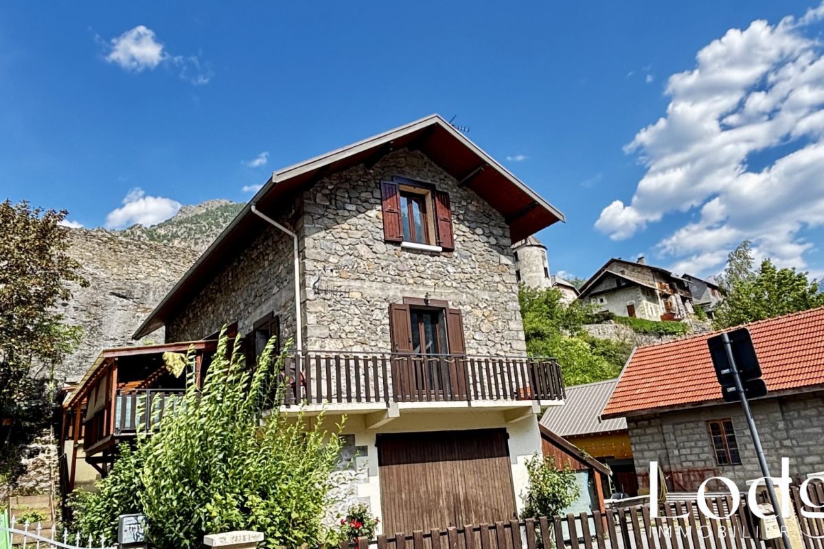Maison à vendre, 145m², L'Argentière-la-Bessée